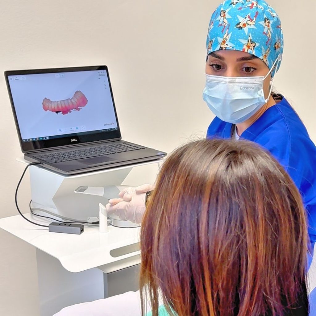 Come funzionano le mascherine per i denti?