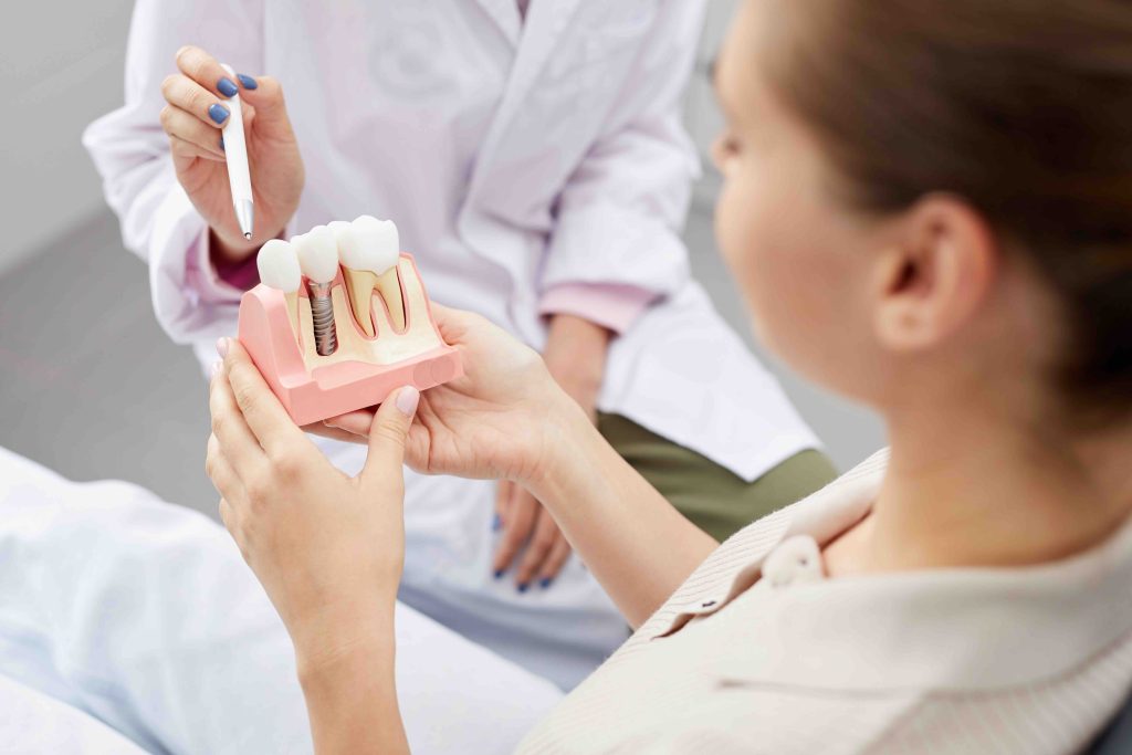 Gli impianti dentali per pazienti diabetici: una guida alle precauzioni a Pisa 1 Impianti dentali per pazienti diabetici